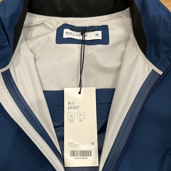 Hill City Run Jacket NWT - Picture 3 of 5